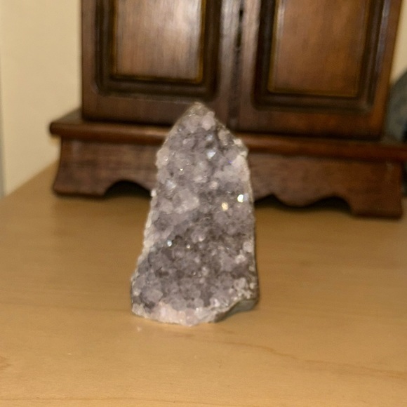 Gray Quartz Crystal - Picture 3 of 9